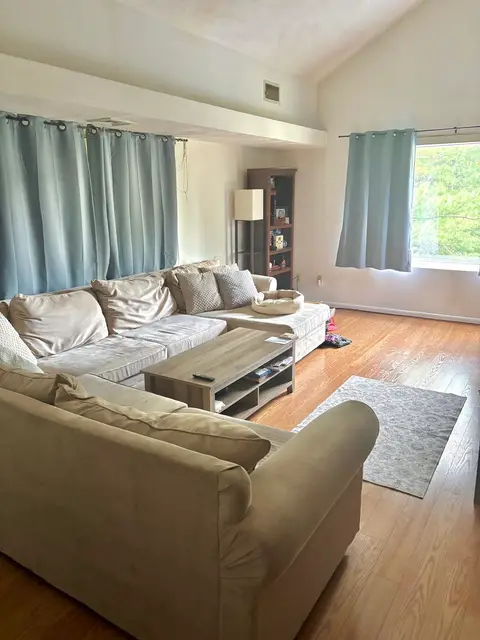 1010 Middle #11