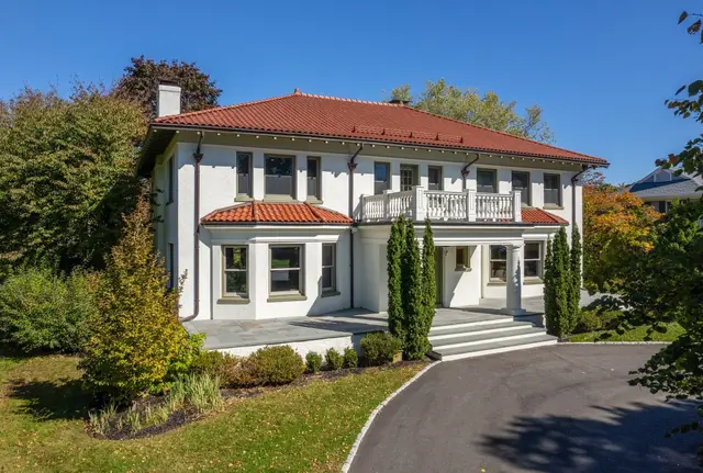 2 Ocean Avenue