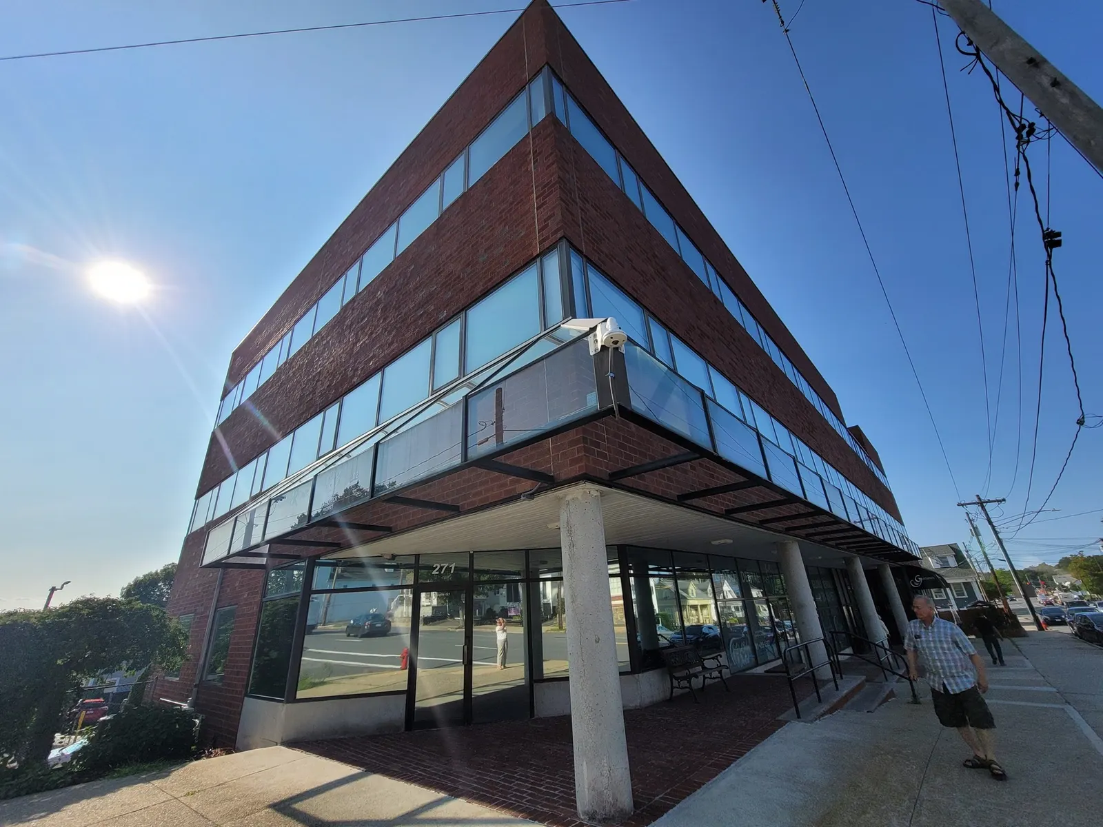 271 Main St #G-1, Stoneham