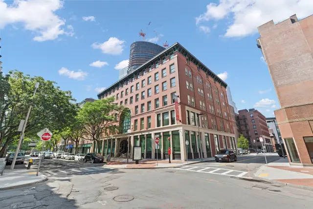 90 Canal St