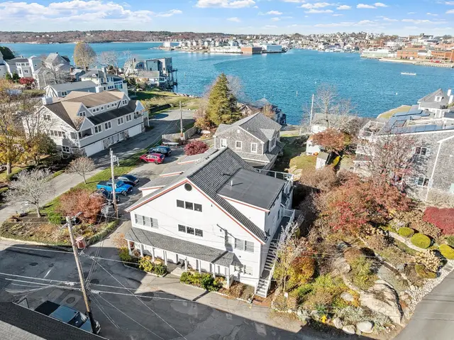 60 Rocky Neck Avenue #202