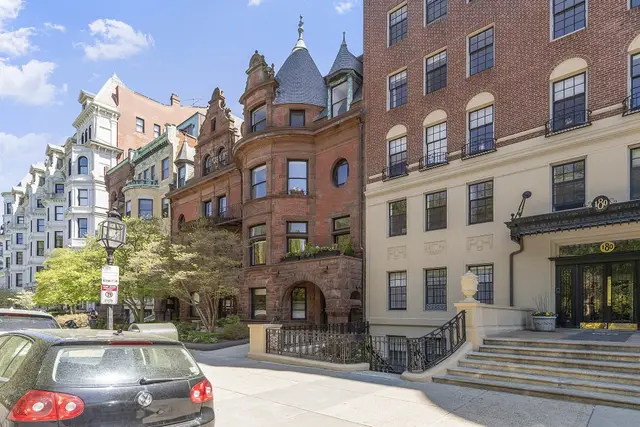 178 Commonwealth #7