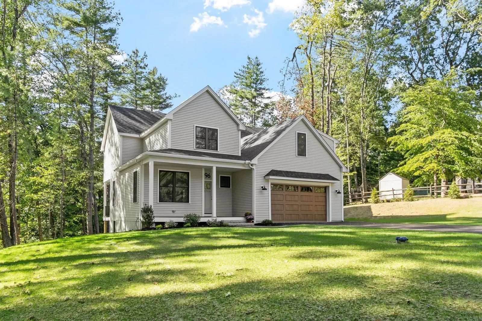 96 King St, Littleton