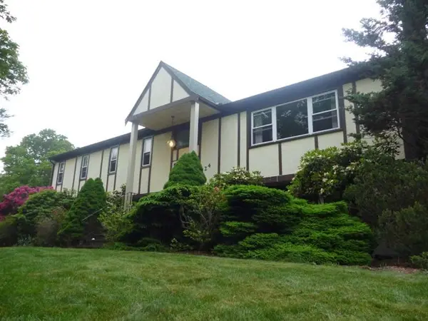 124 Hampton Rd #-