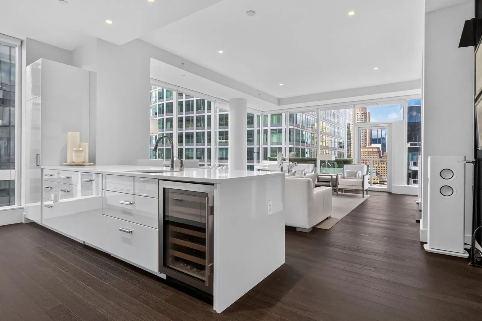50 Liberty Drive #12J, Boston