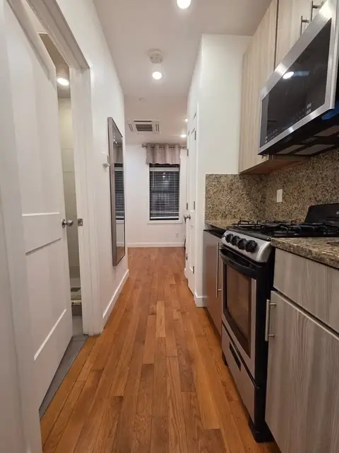 21 Fifth Street #13