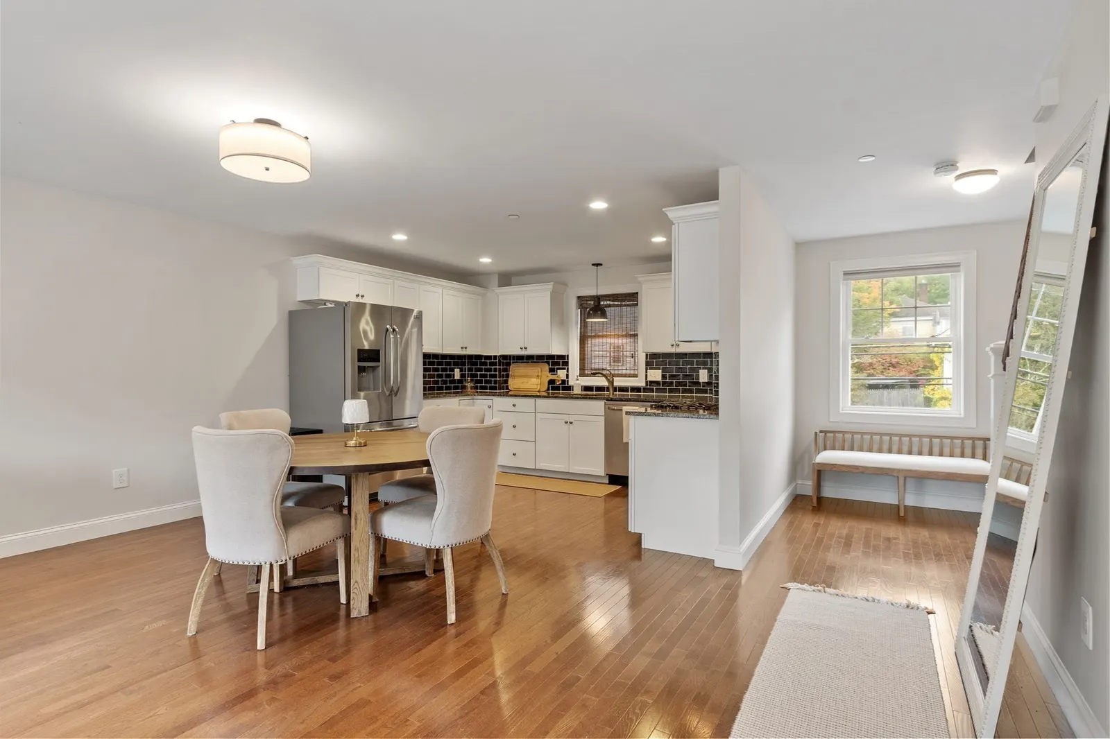 215 Main St #3, Maynard