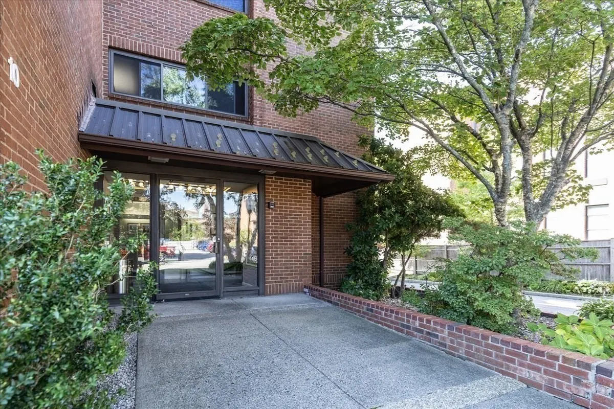 10 Norman Street #502, Salem