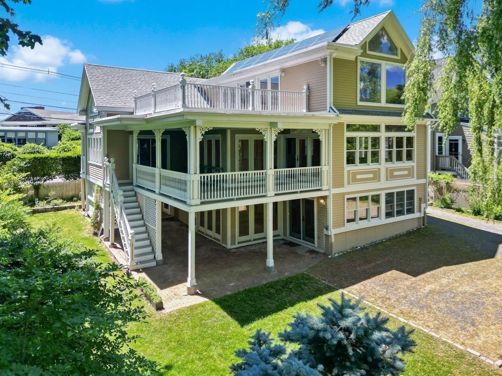 174 Willow Rd, Nahant