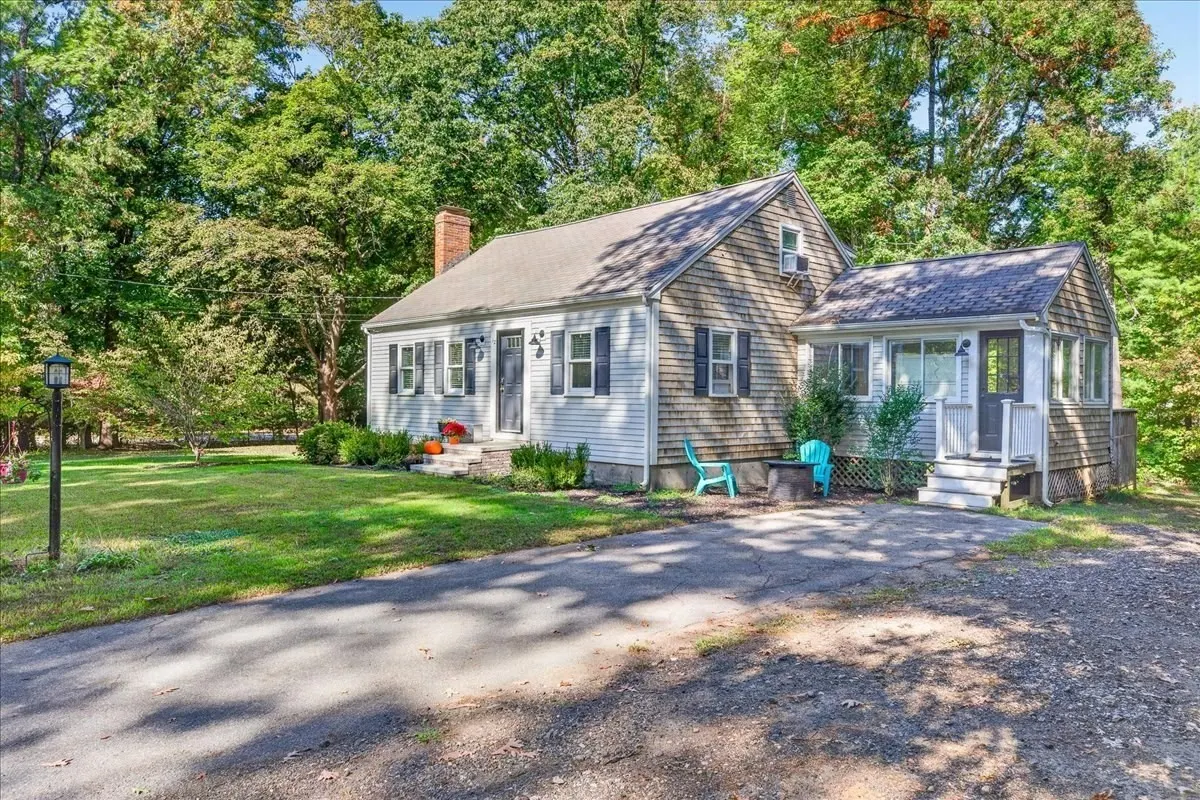 12 Pat Rd, Hanover