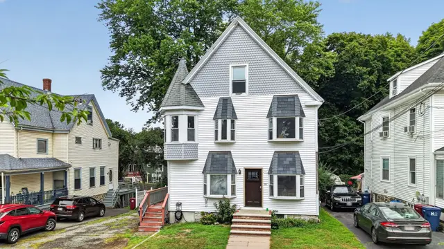 28-30 Crescent Ave