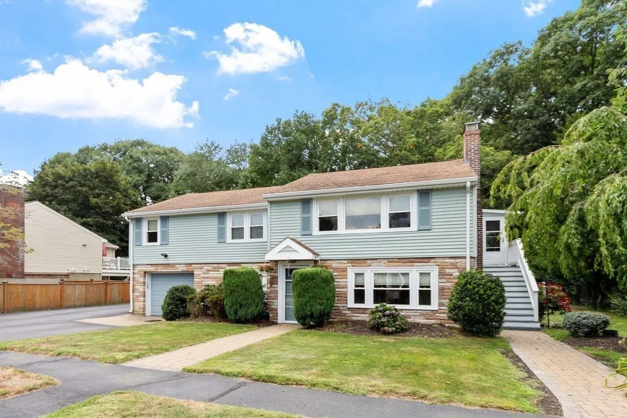 12 Mansfield Street, Peabody