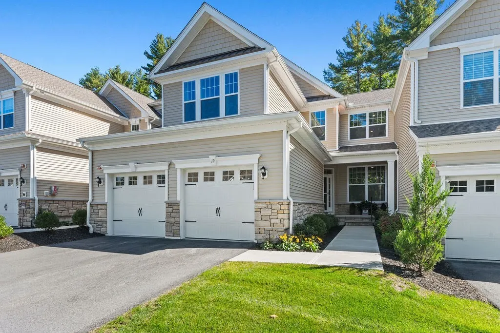 12 Plimpton Farm Rd #12, Millis
