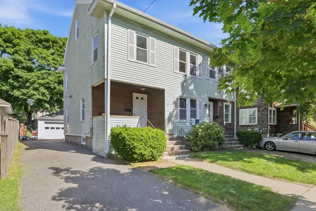 10 Parkway #2
