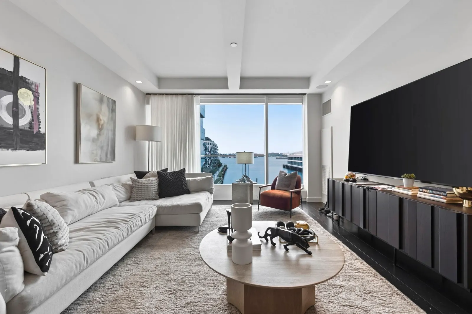 150 Seaport Blvd #6D, Boston