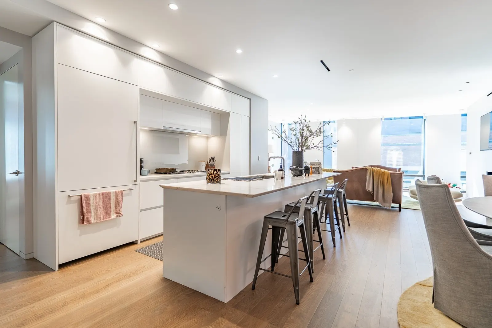 10 Farnsworth Street #3B, Boston