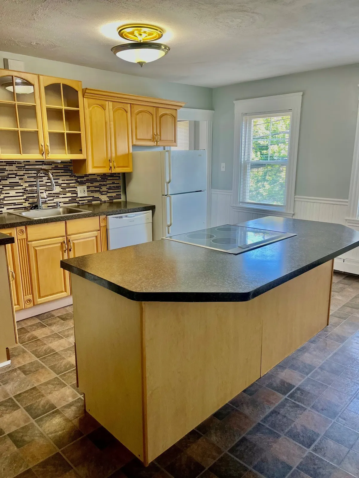 70 Park St. #3, Stoughton