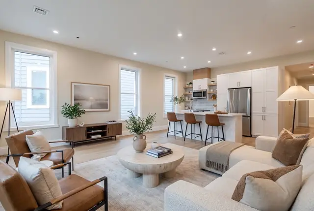 841 Columbia Road #6