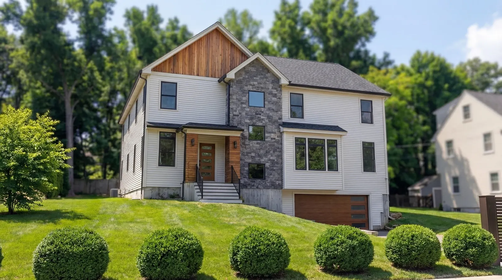 135 Hartman Rd, Newton