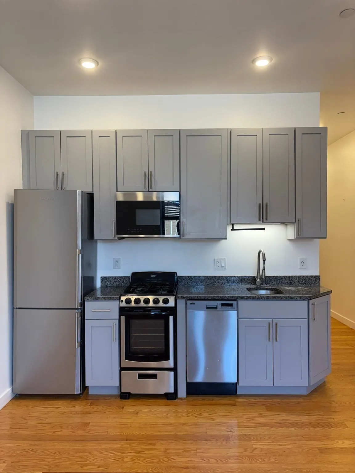 64 Market Street #202, Lynn