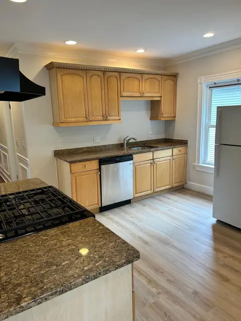 317 Wood Ave #1