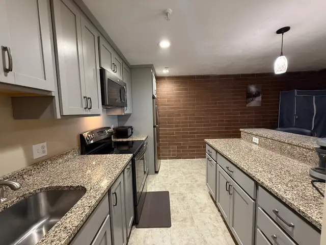 115 W Squantum St. #815