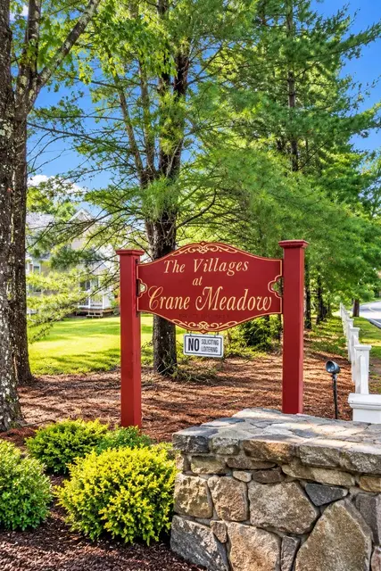 1 Whispering Brook Rd #1