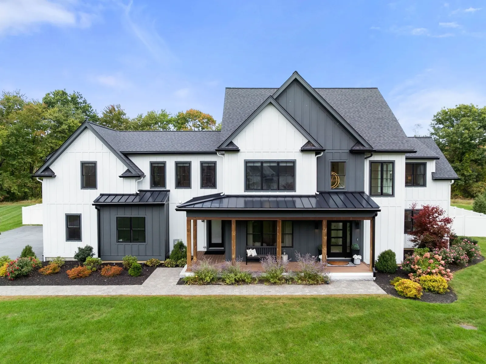 12 Dairy Farm Lane, Southborough