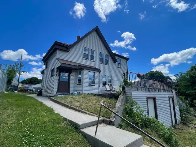 83 Hobart Street #2