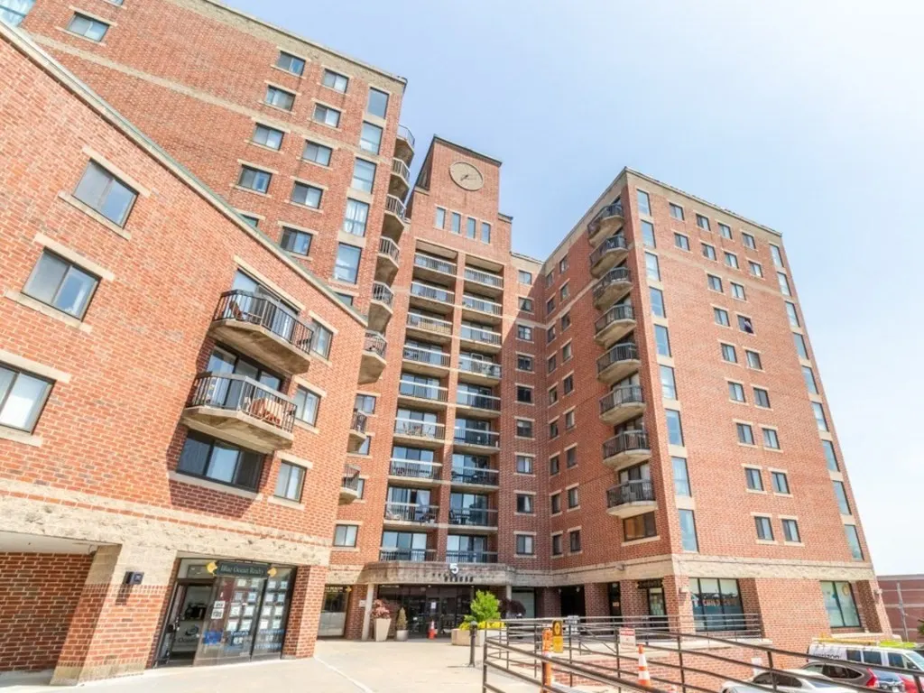 15 N Beacon St #516, Boston