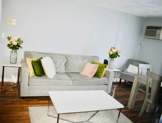 358 Broadway #19