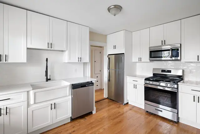23 Thelma Rd #2