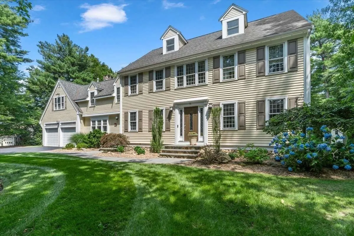 71 Arrow Head Rd, Marshfield