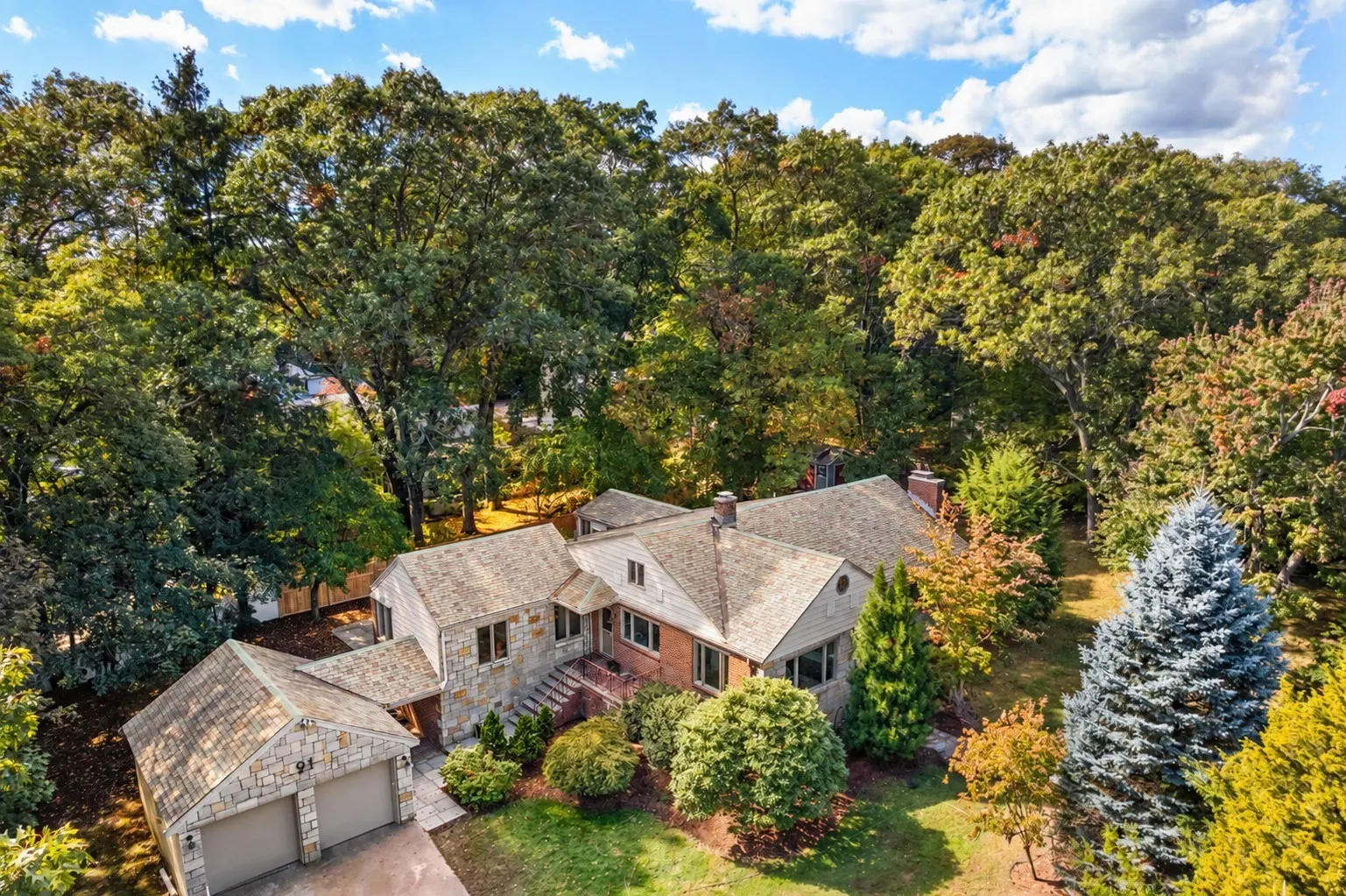 91 Beatrice Circle, Belmont