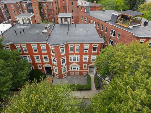 3 Strathmore Rd