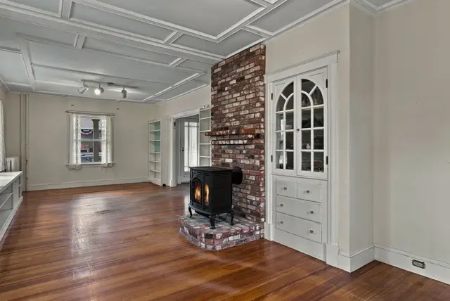 19 Norwood Ave