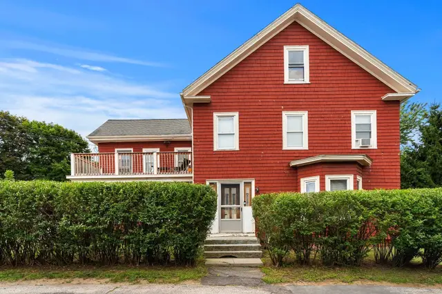 32 Kirby St