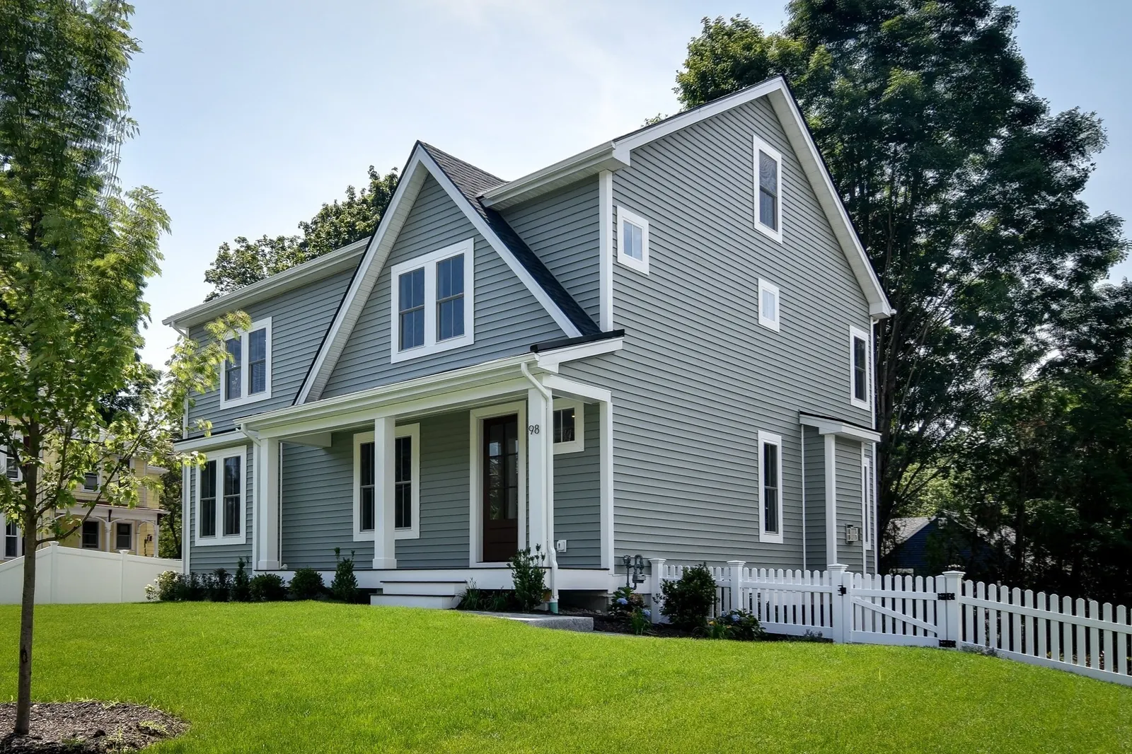 98 W Central St, Natick