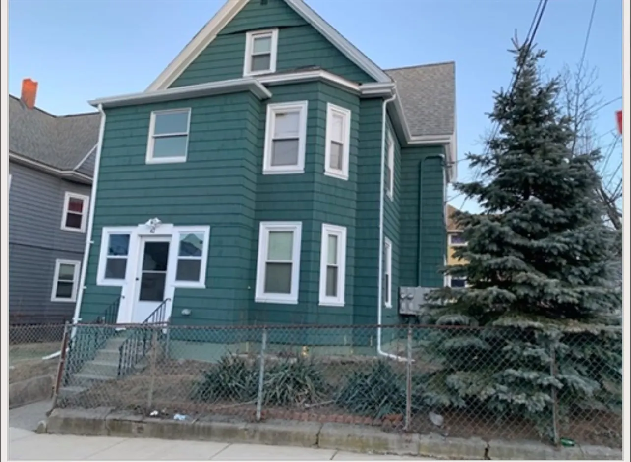 42 Hillside Ave #3, Everett