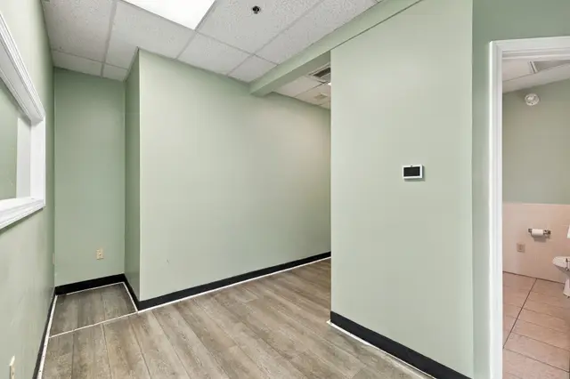 49 River St #2