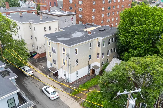 8 Everett St