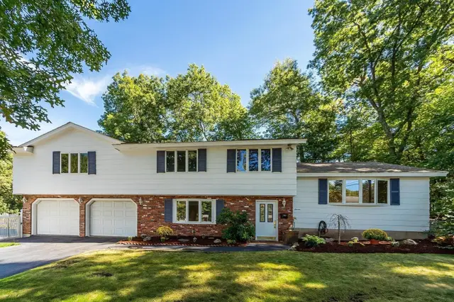 7 Gaywood Cir