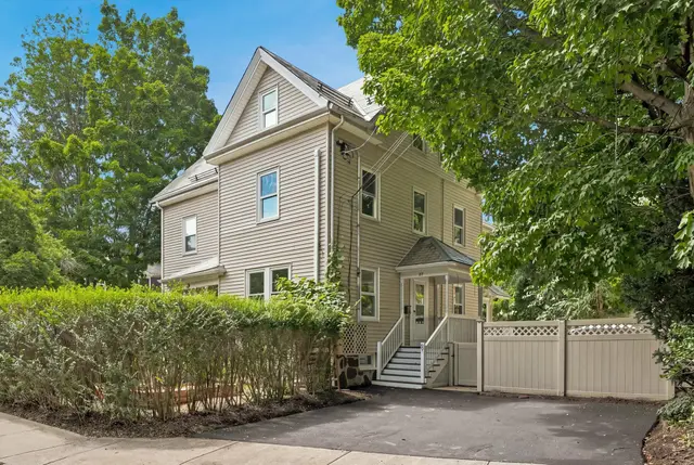 97 Melendy Ave #97