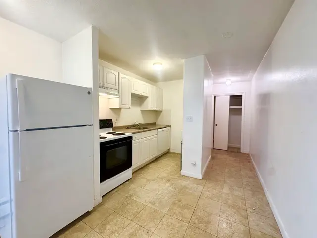 123 Sewall Ave #3F