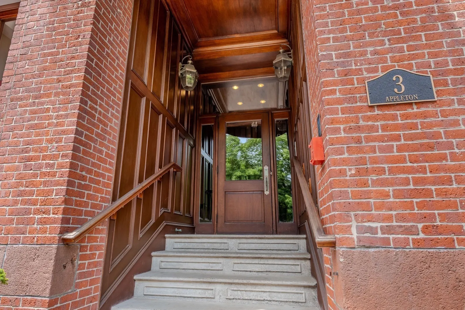 3 Appleton St #505, Boston