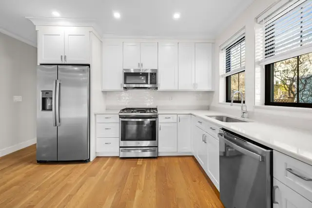 279 Lamartine St #2