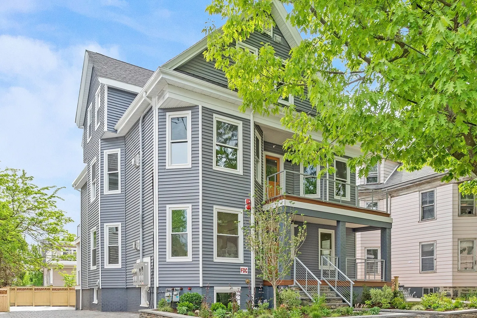 12 Foskett St #3, Somerville