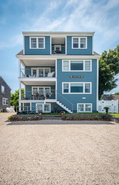 92 Marion Rd Upper Unit