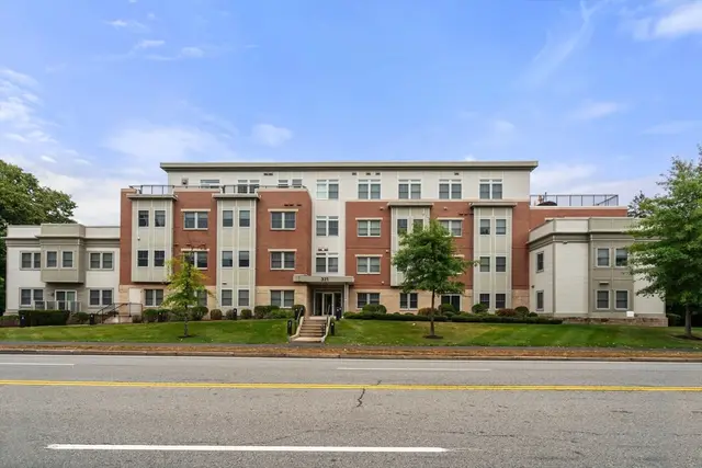 321 Hammond Pond Parkway #201