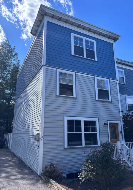 32 Cobden Street #1